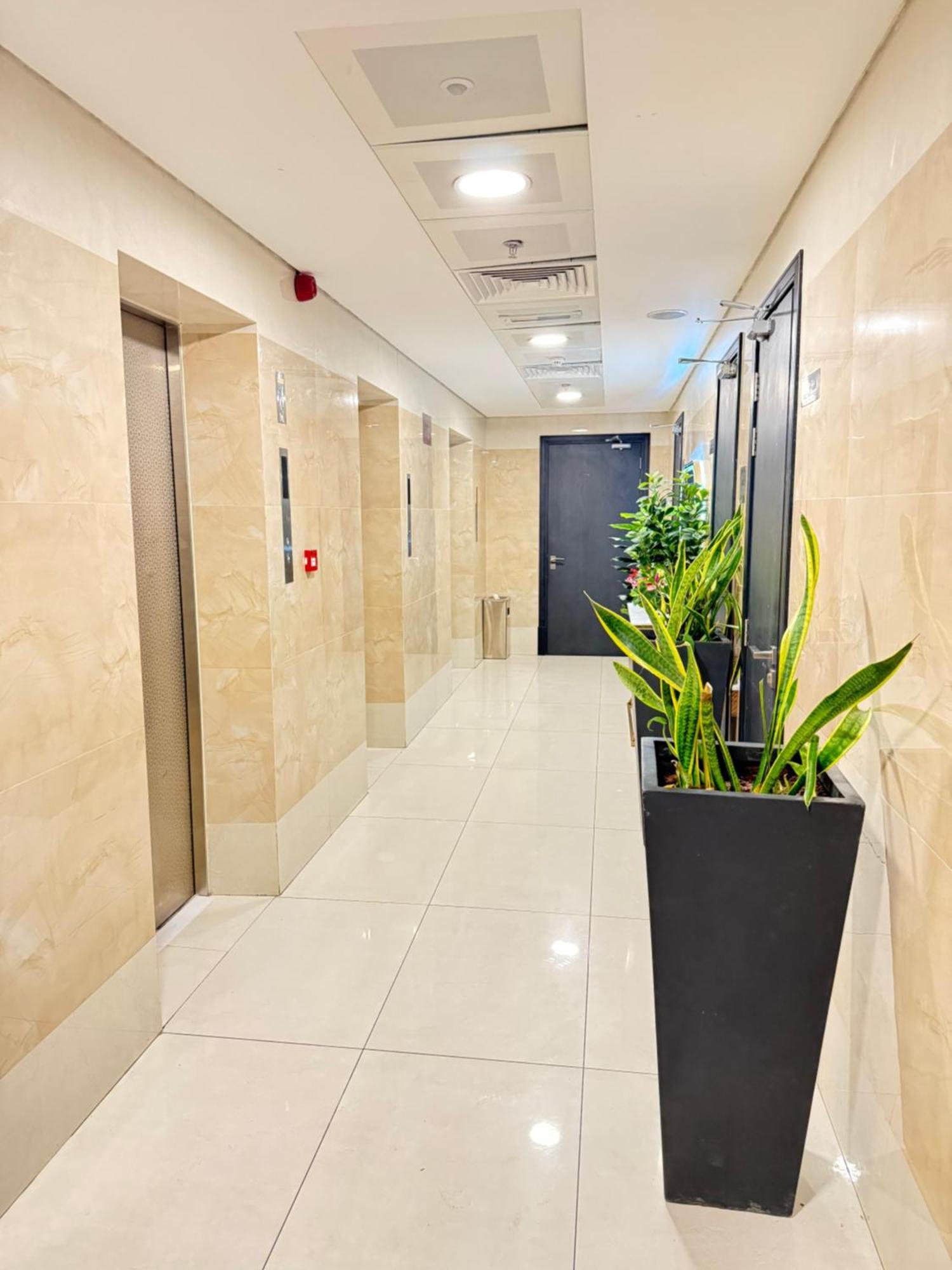 New Dream Plaza Hotel Apartment Dubai Bagian luar foto